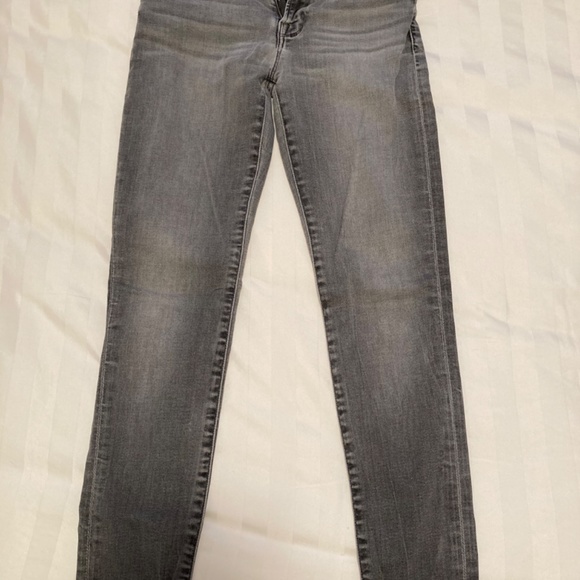 Women’s Lucky Jeans - Picture 3 of 3